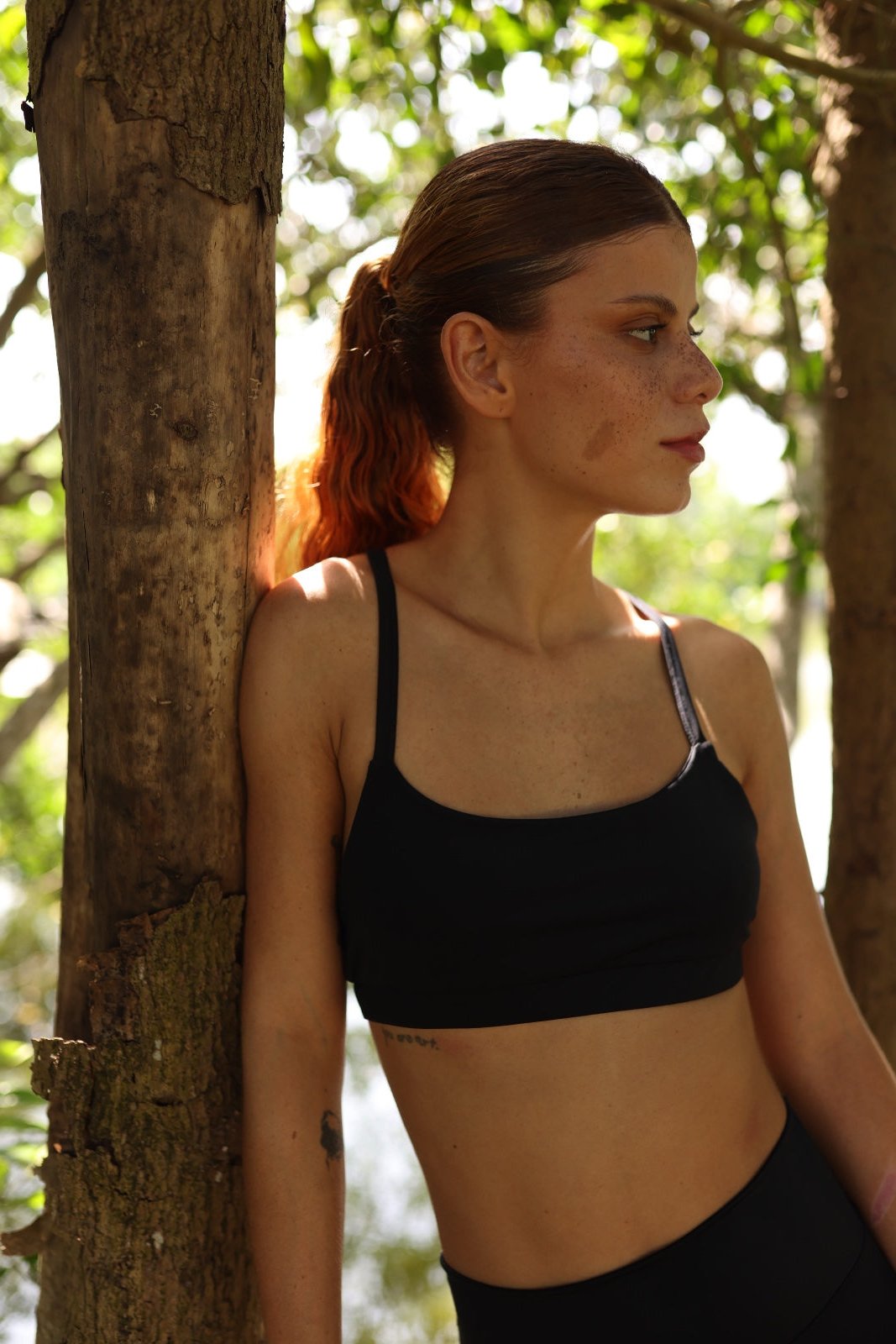 Top Deportivo - Bajo Impacto - Negro - Ainele Activewear